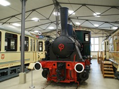 Am Anfang stand natrlich der Dampf. Die "Hohemark" kann noch im Verkehrsmuseum der VGF besichtigt werden.