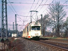 Spter verkehrten modifizierte DWAG Groraumwagen vom Typ Lv und Mv(t) auf der Taunusbahn.