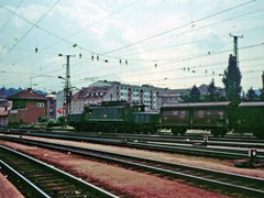 E 194 mit Güterzug