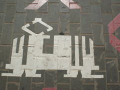 Überall auffällige Piktogramme auf dem Boden